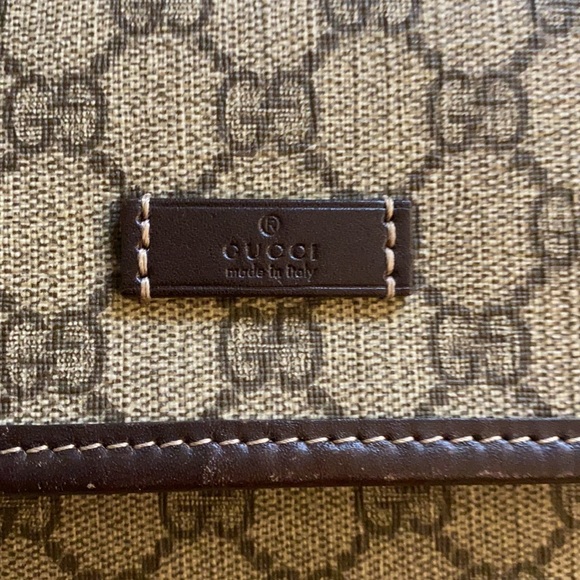 I have an Authentic Gucci supreme canvas messenger bag unisex - Picture 3 of 16